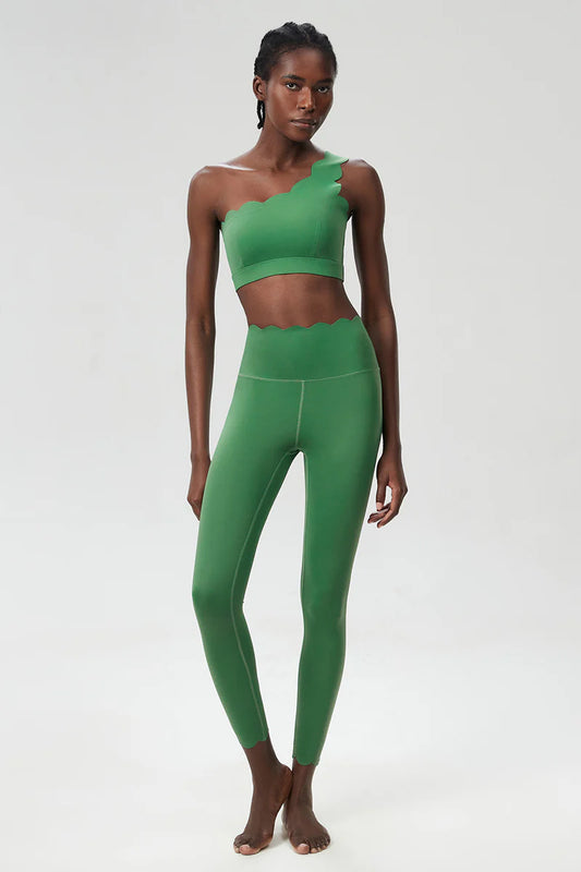 Women Wave Hem Liquid Yoga Set - One-Shoulder Bra & Sculpting Leggings