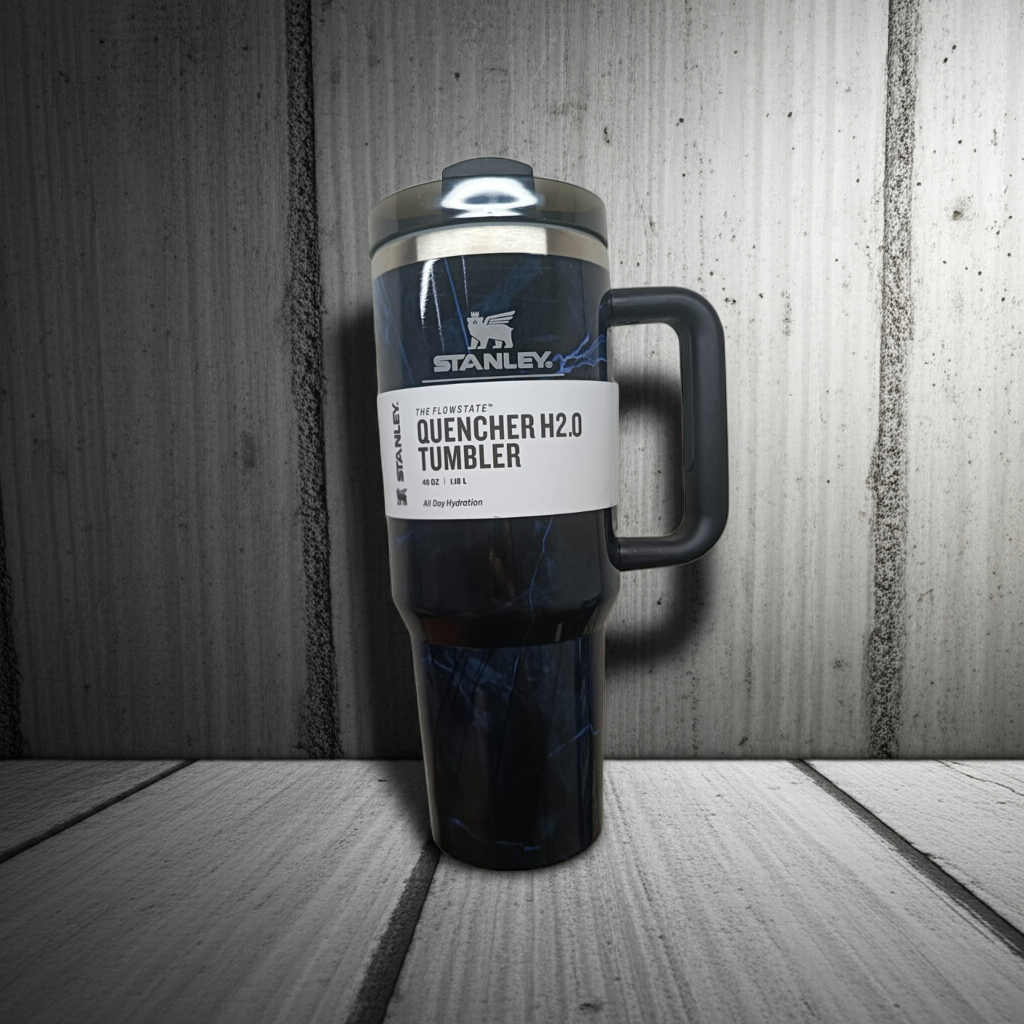 Quencher Tumbler-Stay hydrated in style