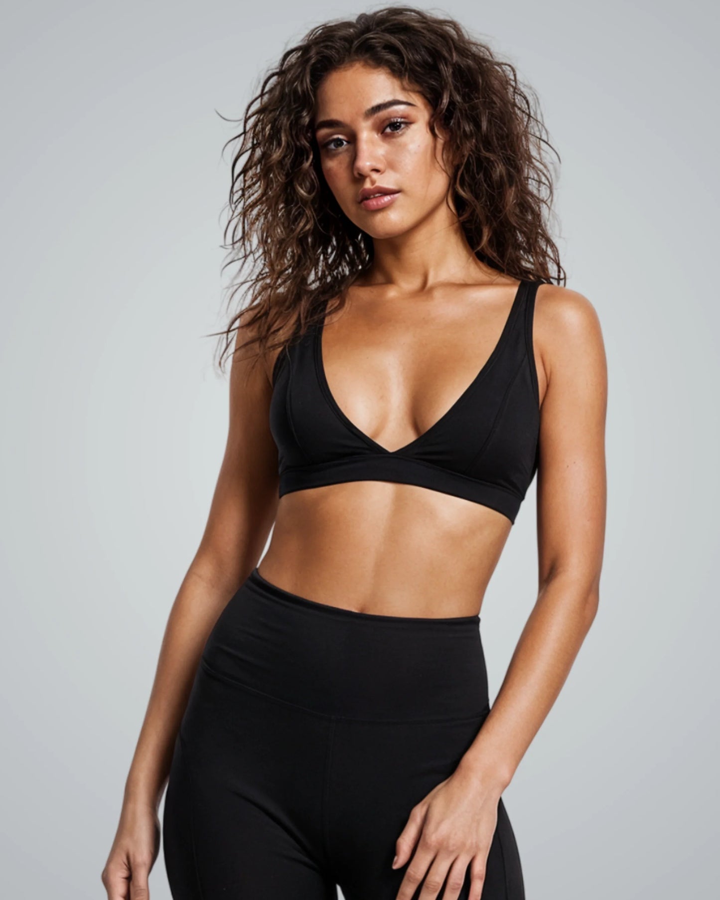 Essential Seamless V-Neck Bra & High-Waist Shorts Set